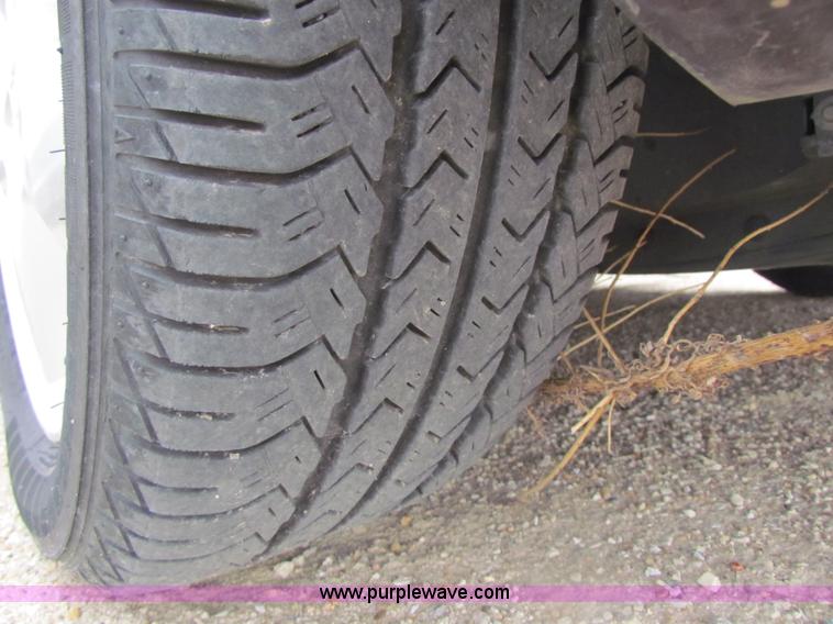 image for item H2180 2006 Chevrolet Cobalt LT