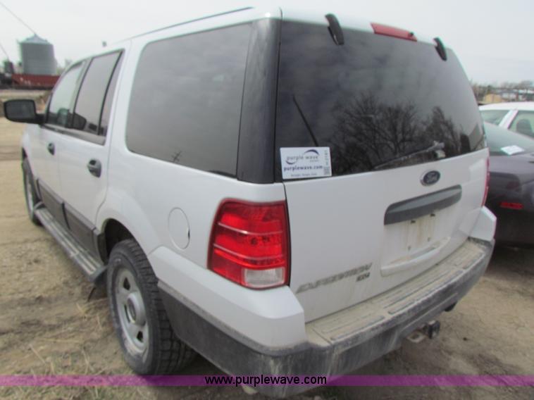 image for item H2181 2004 Ford Expedition XLT SUV