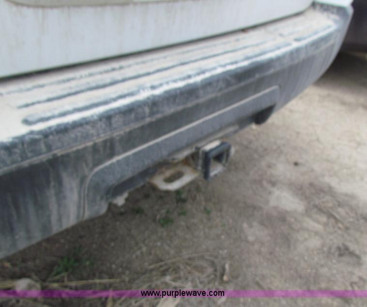 image for item H2181 2004 Ford Expedition XLT SUV