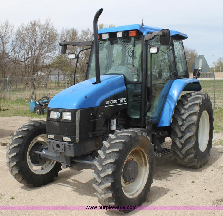 image for item H2183 2001 New Holland TS110 tractor