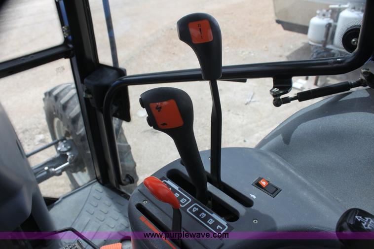 image for item H2183 2001 New Holland TS110 tractor