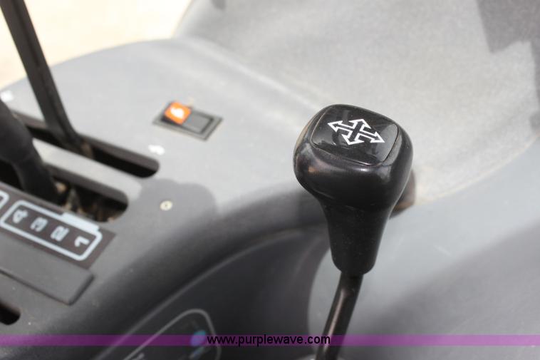 image for item H2183 2001 New Holland TS110 tractor