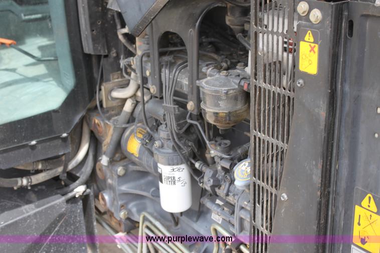 image for item H2183 2001 New Holland TS110 tractor