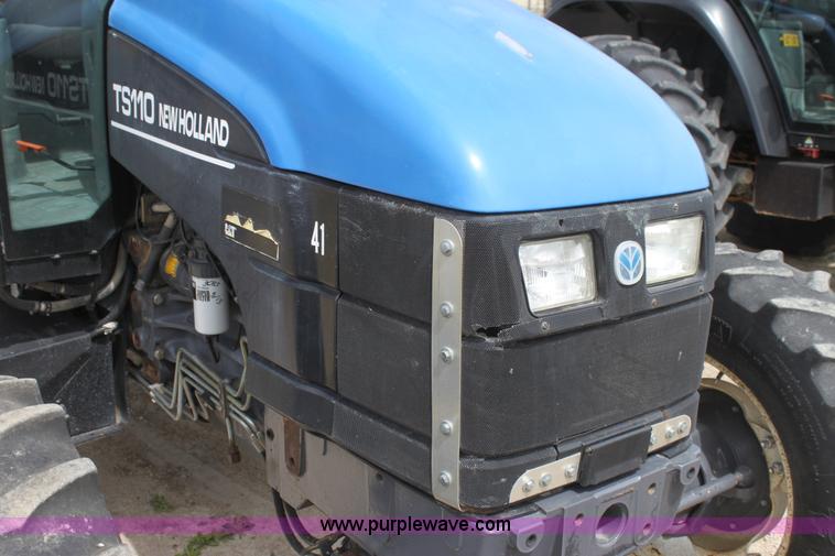 image for item H2183 2001 New Holland TS110 tractor