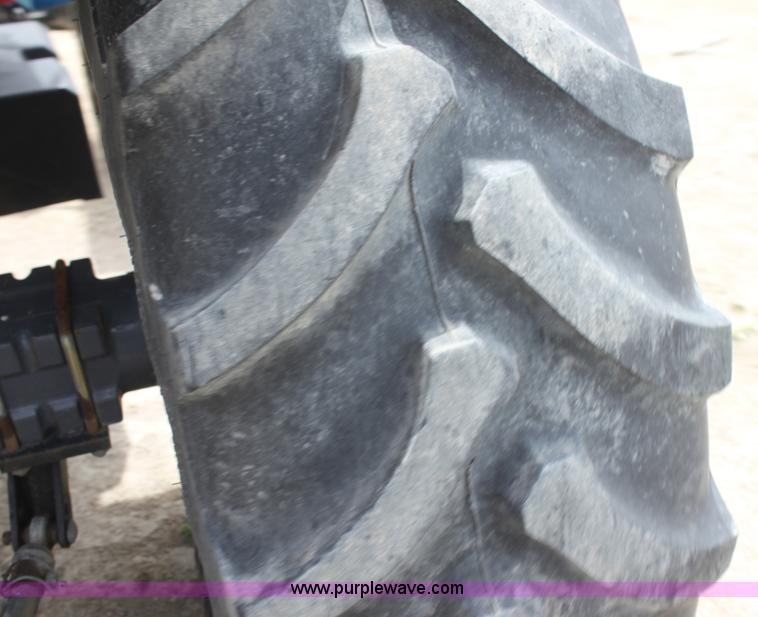 image for item H2183 2001 New Holland TS110 tractor