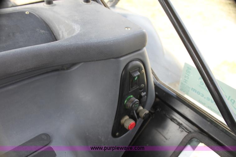 image for item H2184 New Holland TS110 tractor