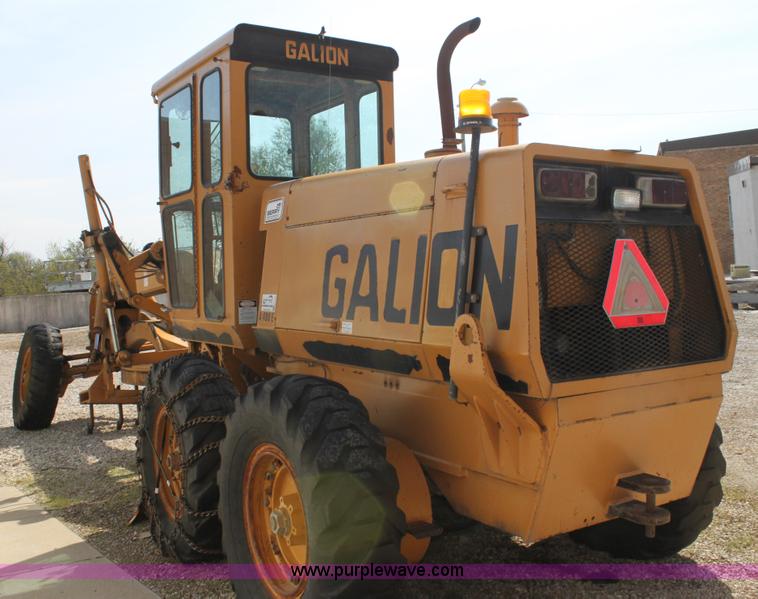 image for item H2188 Galion A400E motor grader