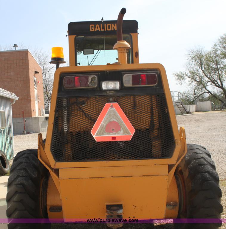 image for item H2188 Galion A400E motor grader
