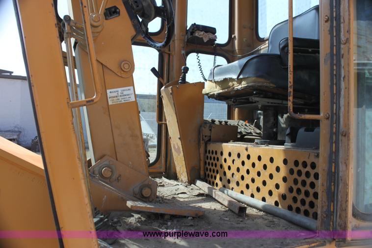 image for item H2188 Galion A400E motor grader