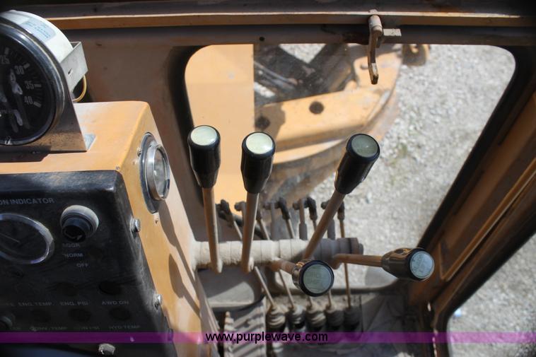 image for item H2188 Galion A400E motor grader