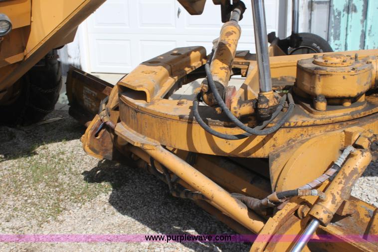 image for item H2188 Galion A400E motor grader