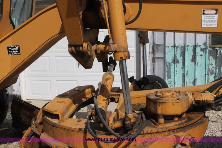 image for item H2188 Galion A400E motor grader