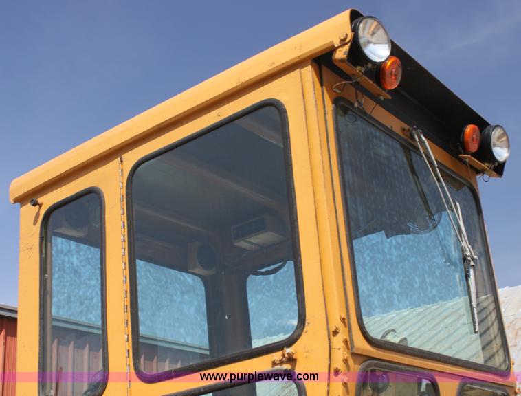 image for item H2188 Galion A400E motor grader