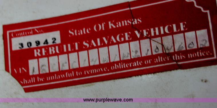 image for item H2190 1998 Chevrolet 1500 pickup truck