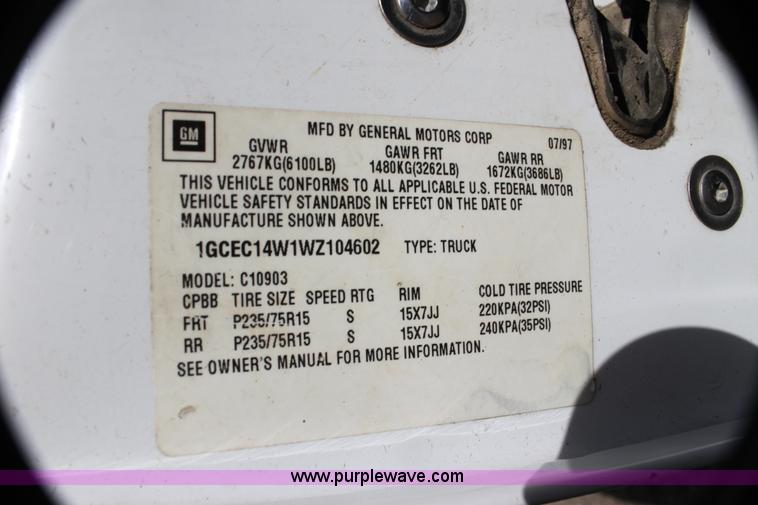 image for item H2190 1998 Chevrolet 1500 pickup truck