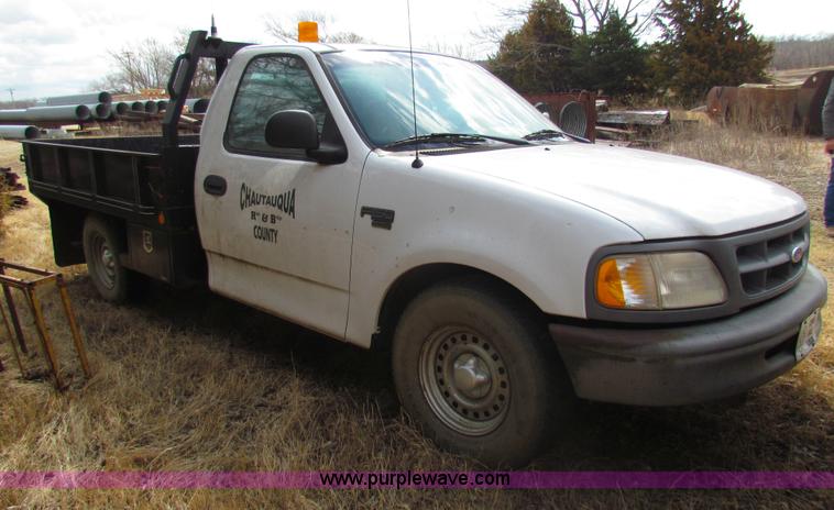 image for item H2221 1998 Ford F150 pickup truck