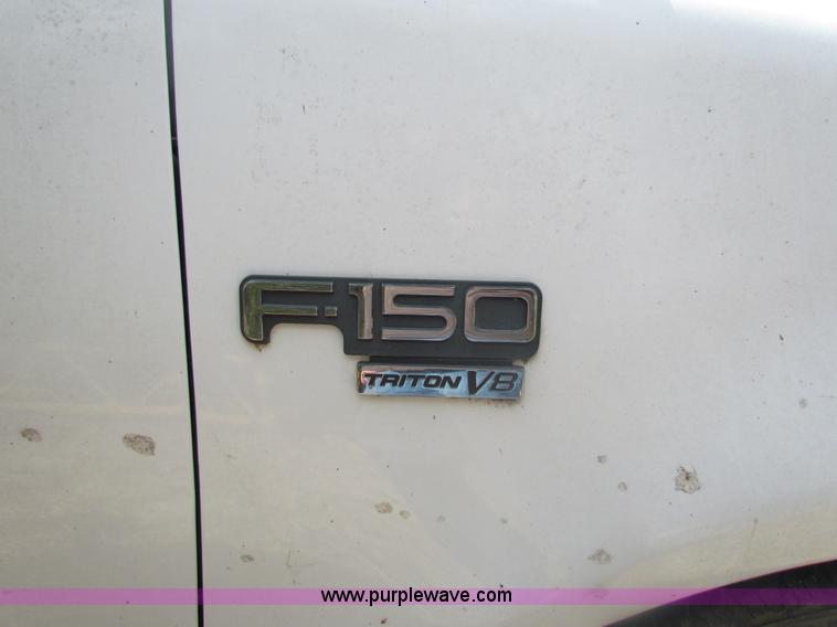 image for item H2221 1998 Ford F150 pickup truck