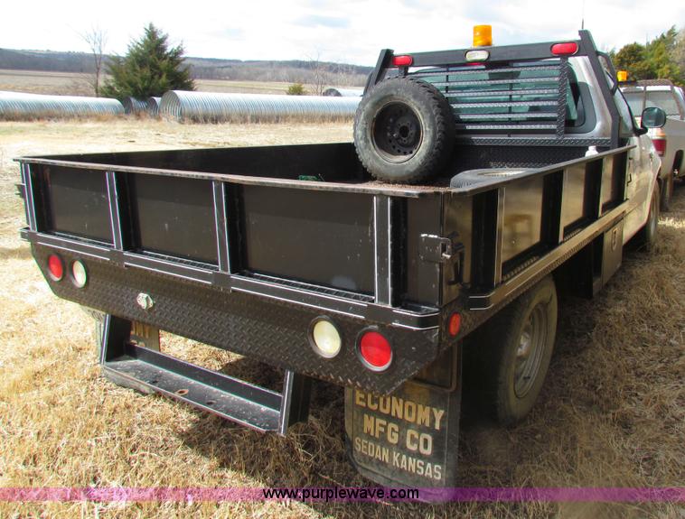 image for item H2221 1998 Ford F150 pickup truck