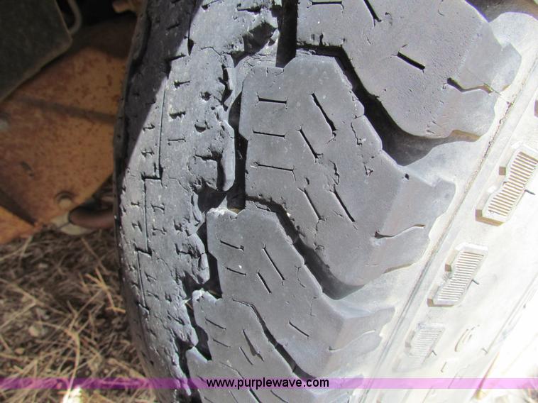 image for item H2221 1998 Ford F150 pickup truck