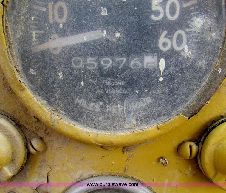 image for item H2222 FWD MUC6X6 truck with Garwood 20 ton crane