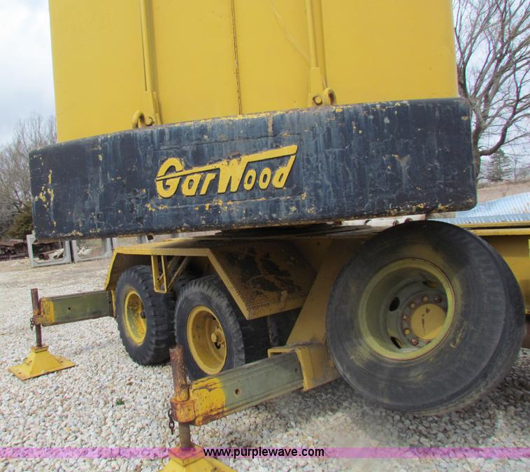 image for item H2222 FWD MUC6X6 truck with Garwood 20 ton crane