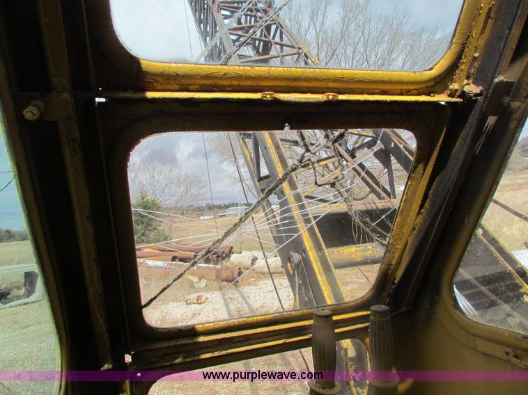 image for item H2222 FWD MUC6X6 truck with Garwood 20 ton crane