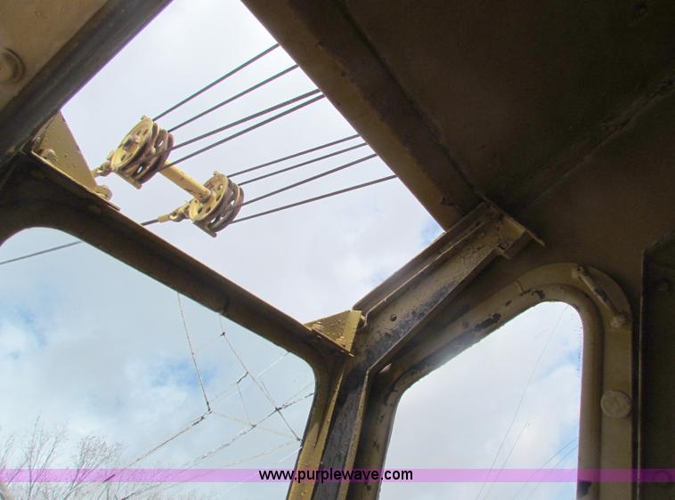 image for item H2222 FWD MUC6X6 truck with Garwood 20 ton crane