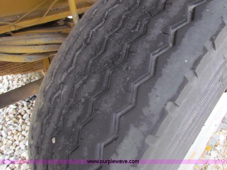 image for item H2222 FWD MUC6X6 truck with Garwood 20 ton crane