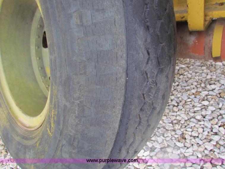 image for item H2222 FWD MUC6X6 truck with Garwood 20 ton crane