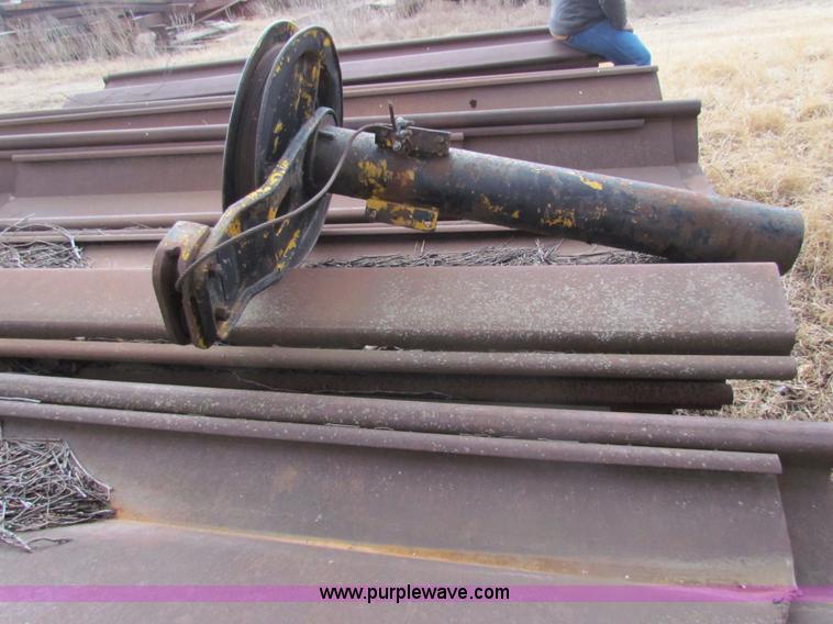 image for item H2222 FWD MUC6X6 truck with Garwood 20 ton crane