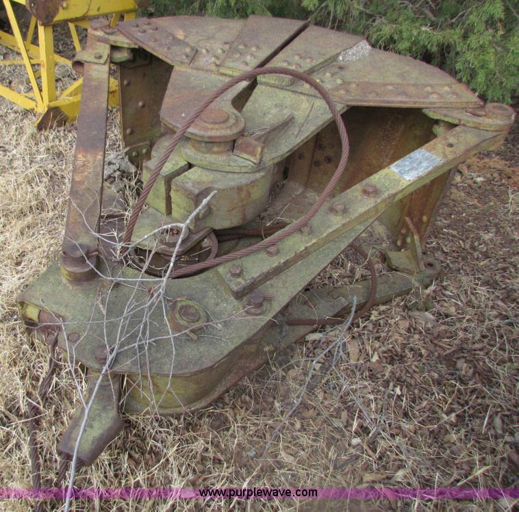 image for item H2222 FWD MUC6X6 truck with Garwood 20 ton crane