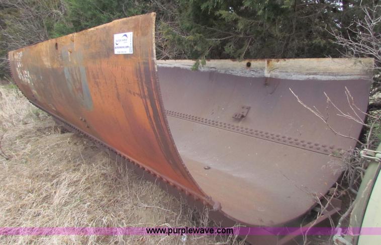 image for item H2224 18' steel half barrel bed