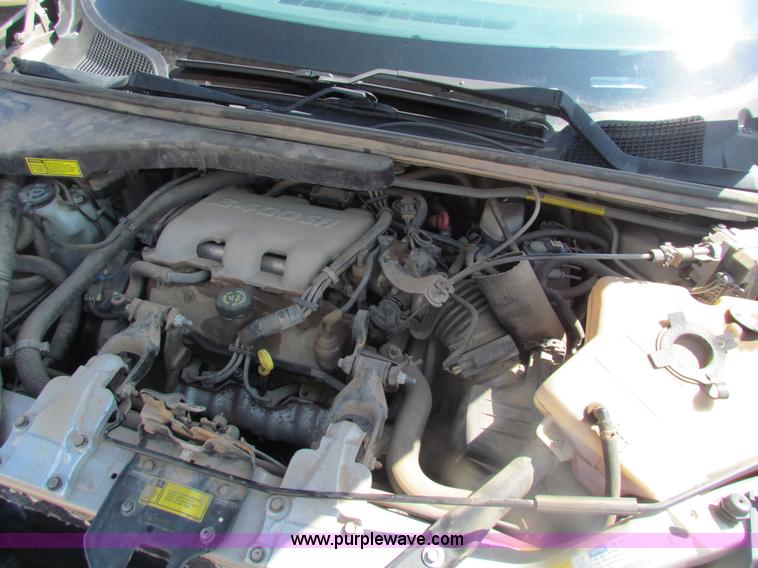 image for item H2230 1999 Chevrolet Venture van