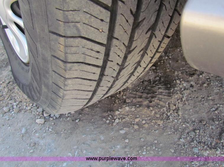 image for item H2230 1999 Chevrolet Venture van