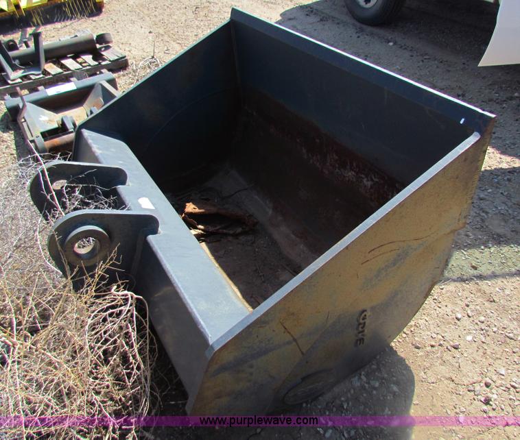 image for item H2235 Esco 5' bucket