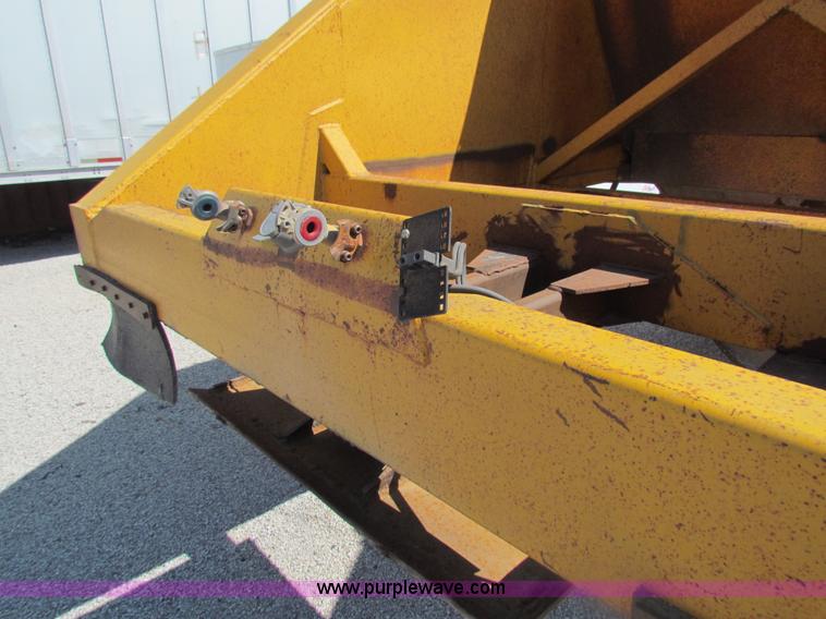 image for item H2237 1982 Clement 30' belly dump trailer