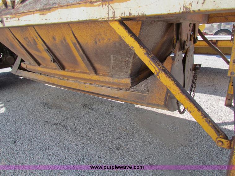 image for item H2237 1982 Clement 30' belly dump trailer