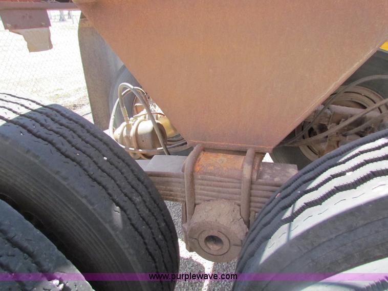 image for item H2237 1982 Clement 30' belly dump trailer