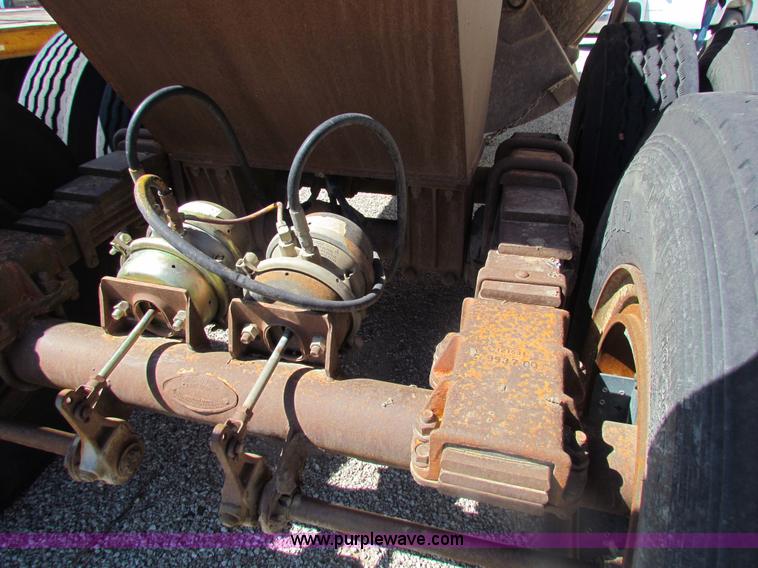 image for item H2237 1982 Clement 30' belly dump trailer