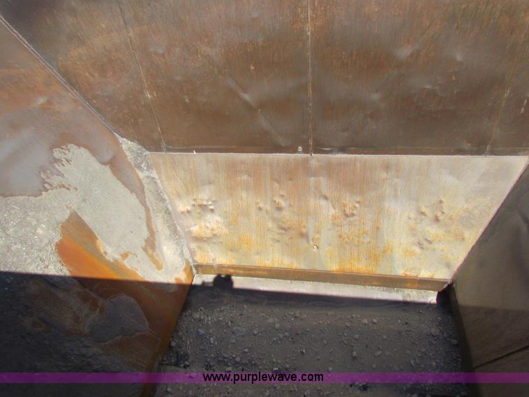 image for item H2237 1982 Clement 30' belly dump trailer