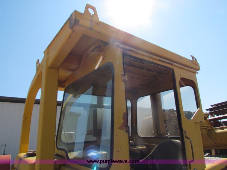 image for item H2240 1973 Caterpillar 613 scraper