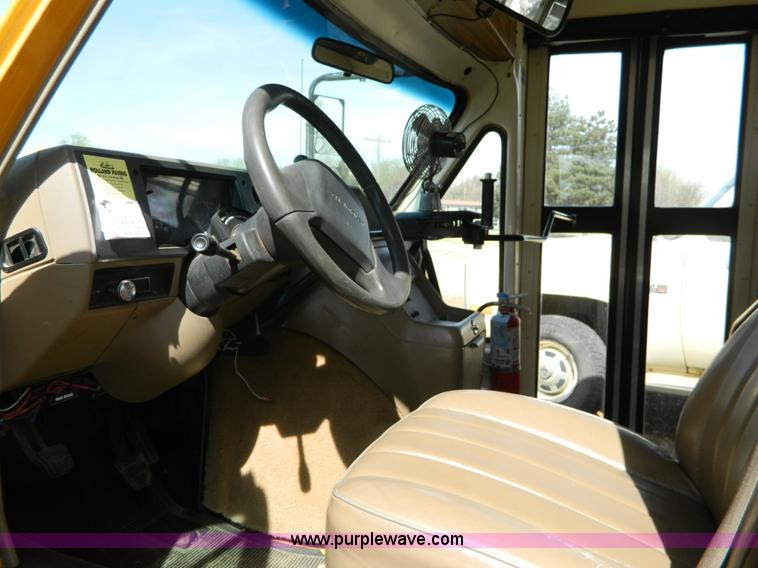 image for item H2478 1996 Chevrolet G30 bus