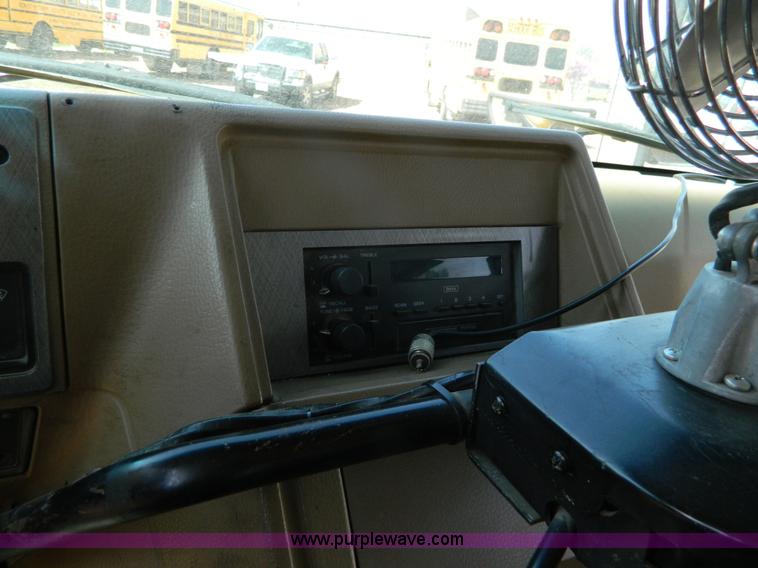 image for item H2478 1996 Chevrolet G30 bus