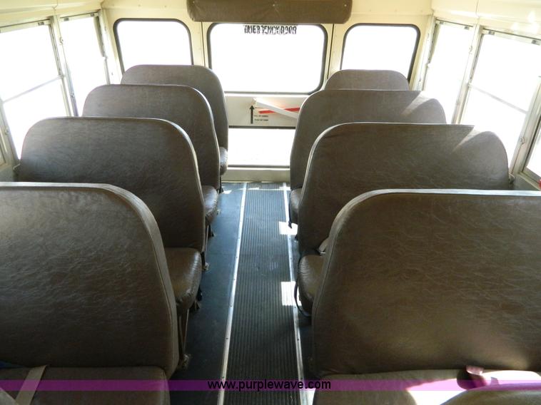 image for item H2478 1996 Chevrolet G30 bus