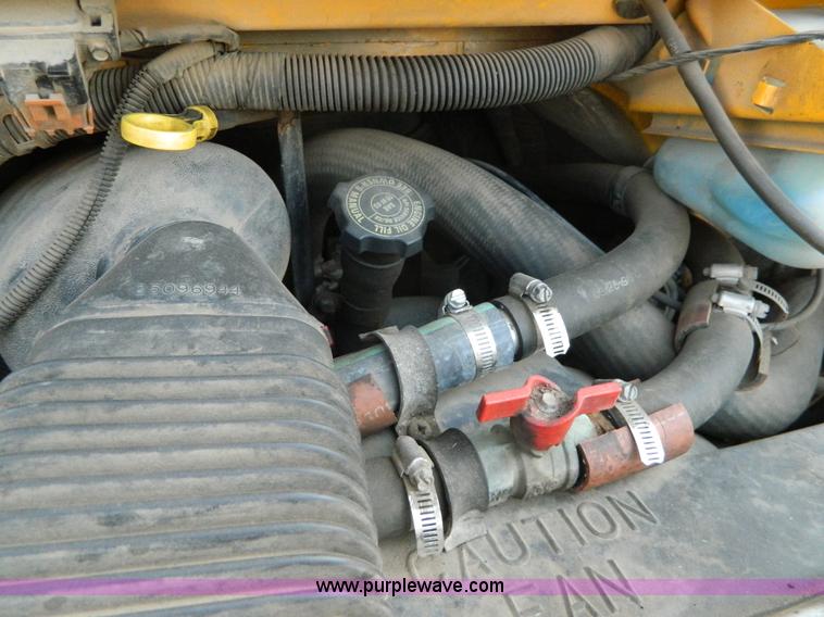 image for item H2478 1996 Chevrolet G30 bus