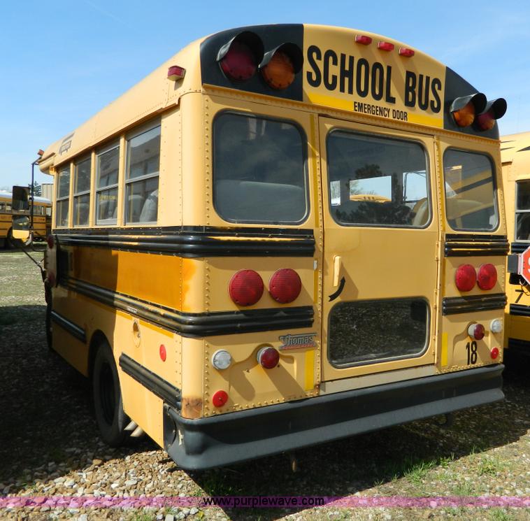 image for item H2479 1993 GMC G3500 Magnavan bus