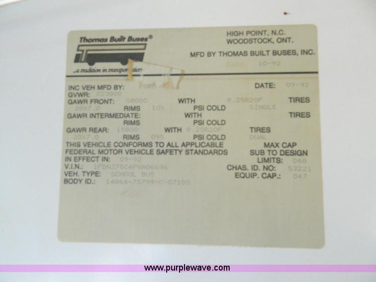 image for item H2481 1993 Ford B700 school bus