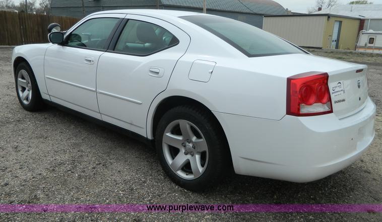 image for item H2483 2010 Dodge Charger