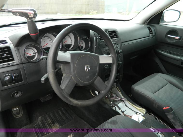 image for item H2483 2010 Dodge Charger