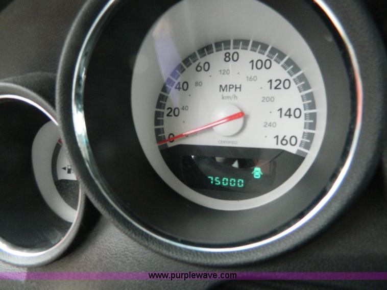 image for item H2483 2010 Dodge Charger